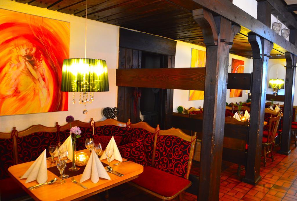 Hotel Haus Krone Bexbach ภายนอก รูปภาพ