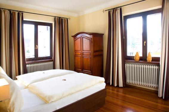Hotel Haus Krone Bexbach ภายนอก รูปภาพ